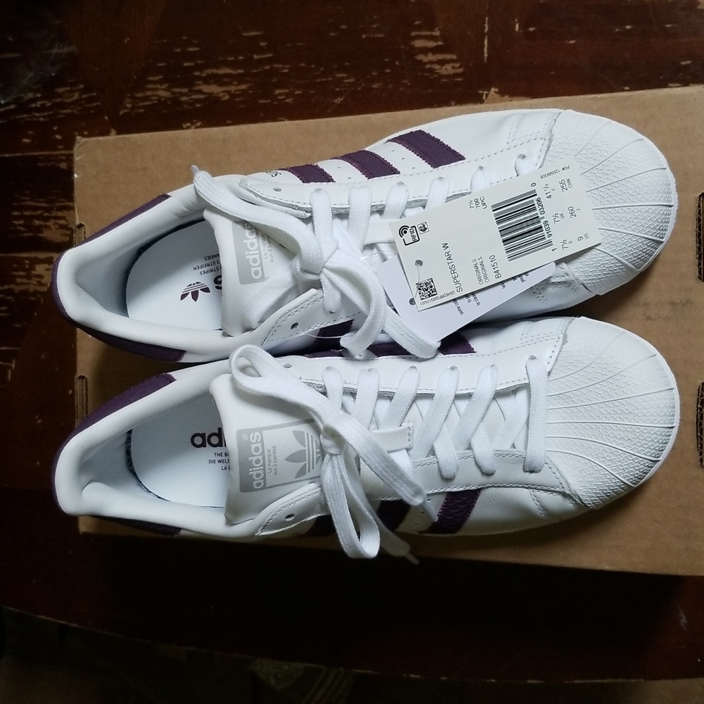 Adidas Superstar Tennis shoes